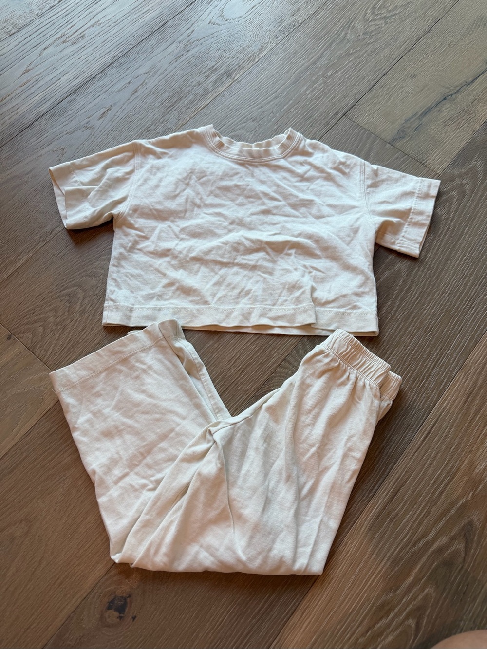 Zara White girls Two-Piece Set - Tee & wide leg Elastic Waist Pants 6/7